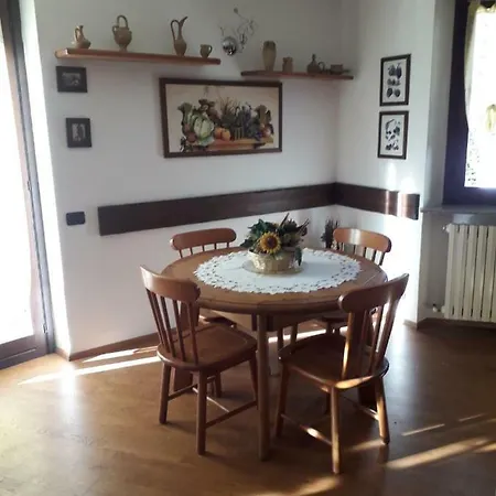 Casa Vacanze La Funivia Tatil Evi Casargo